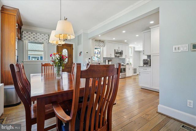 12 WALL ST, Rockville, MD 20850