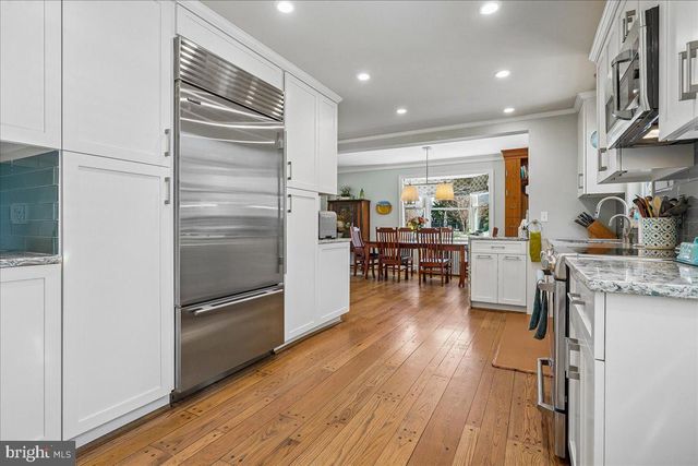 12 WALL ST, Rockville, MD 20850