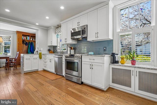 12 WALL ST, Rockville, MD 20850