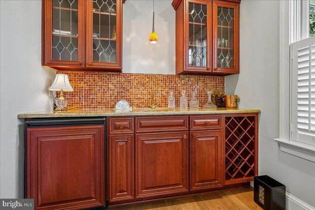 12 WALL ST, Rockville, MD 20850