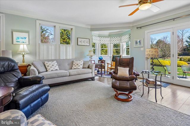 12 WALL ST, Rockville, MD 20850