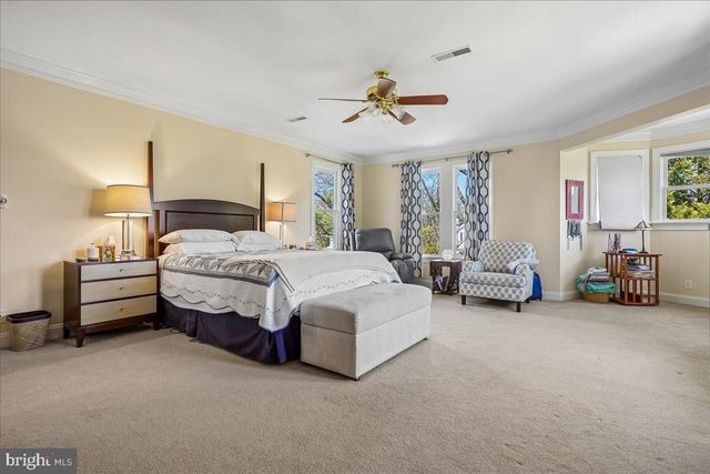 12 WALL ST, Rockville, MD 20850