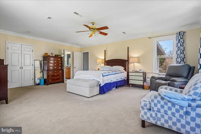 12 WALL ST, Rockville, MD 20850