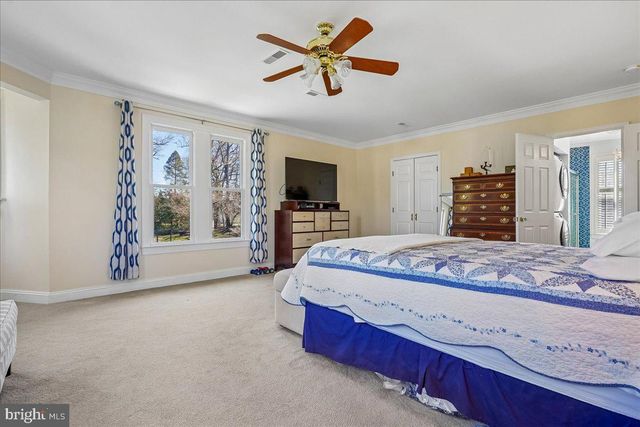 12 WALL ST, Rockville, MD 20850