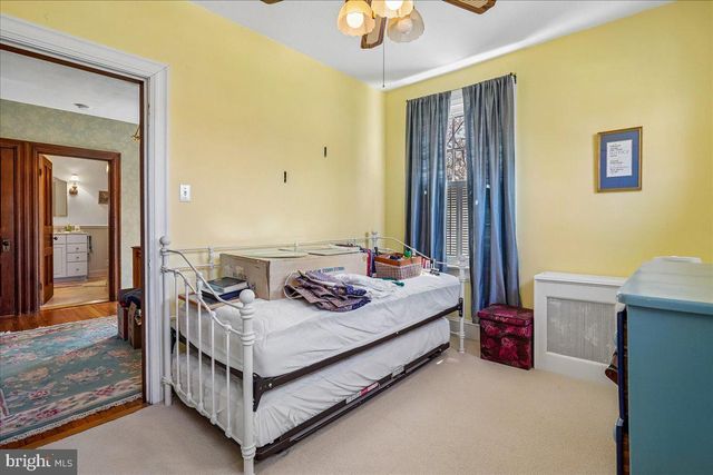 12 WALL ST, Rockville, MD 20850