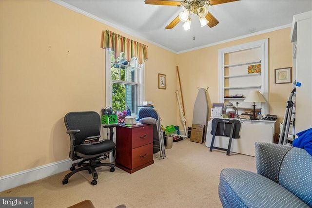 12 WALL ST, Rockville, MD 20850