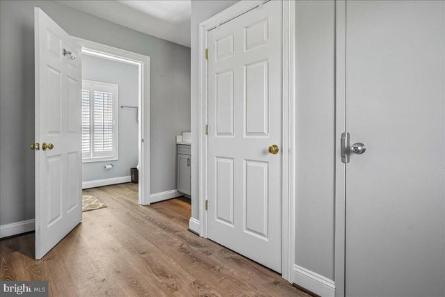 12 WALL ST, Rockville, MD 20850