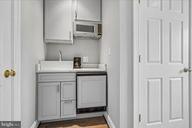 12 WALL ST, Rockville, MD 20850