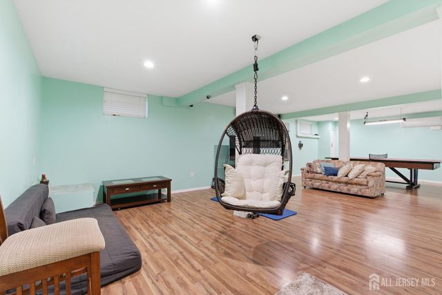 816 Sharon Garden Court, Woodbridge Proper, NJ 07095