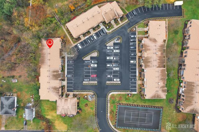 816 Sharon Garden Court, Woodbridge Proper, NJ 07095