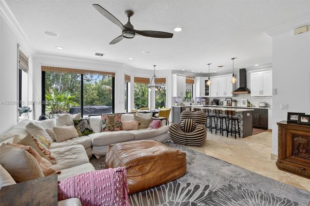 16711 SW 14th Street, Pembroke Pines, FL 33027
