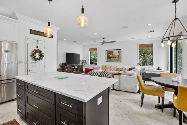 16711 SW 14th Street, Pembroke Pines, FL 33027