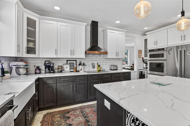 16711 SW 14th Street, Pembroke Pines, FL 33027