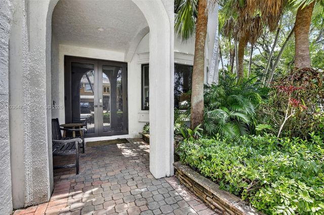 16711 SW 14th Street, Pembroke Pines, FL 33027