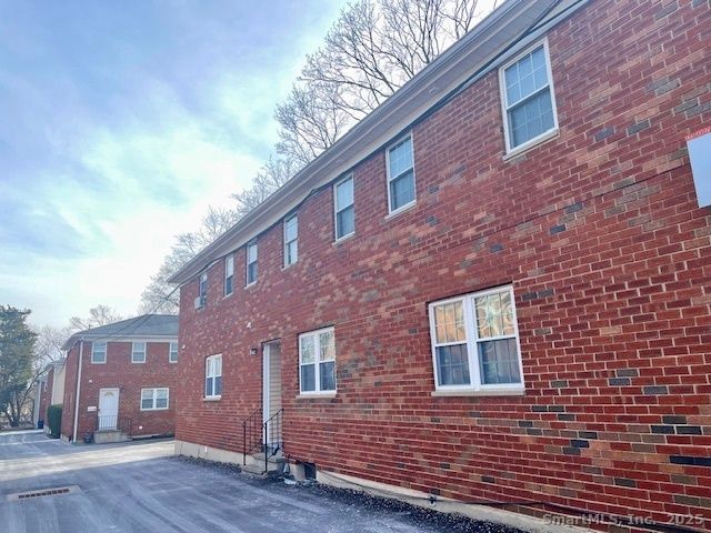 1193 Hope Street APT 2, Stamford, CT 06907