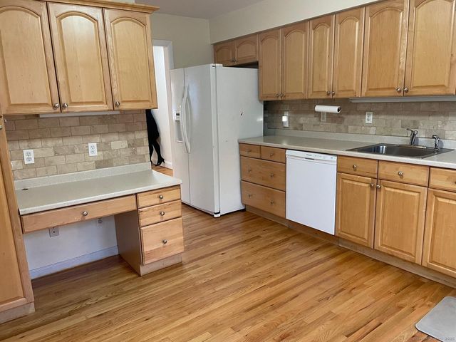 1193 Hope Street APT 2, Stamford, CT 06907