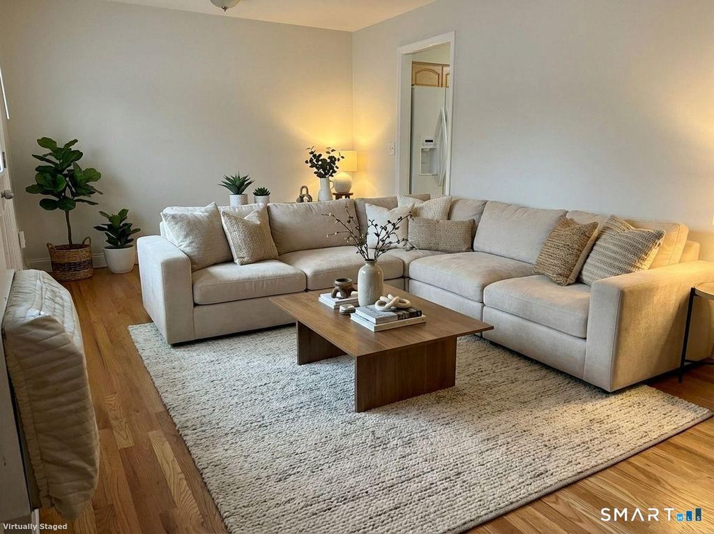 1193 Hope Street APT 2, Stamford, CT 06907