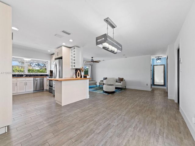 9361 SW 102nd Ct, Miami, FL 33176