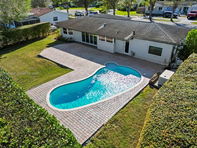 9361 SW 102nd Ct, Miami, FL 33176