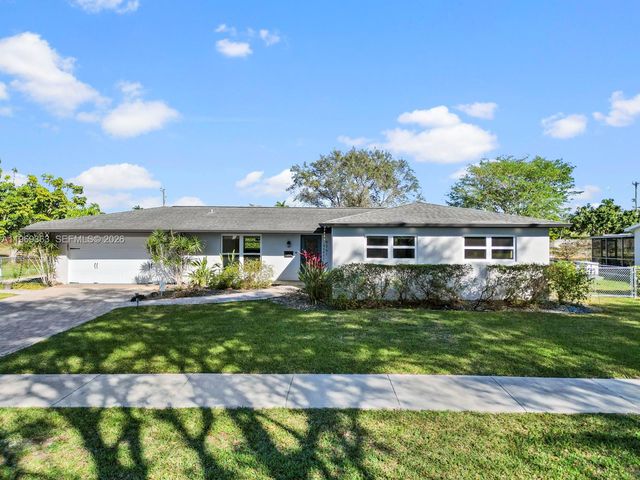 9361 SW 102nd Ct, Miami, FL 33176