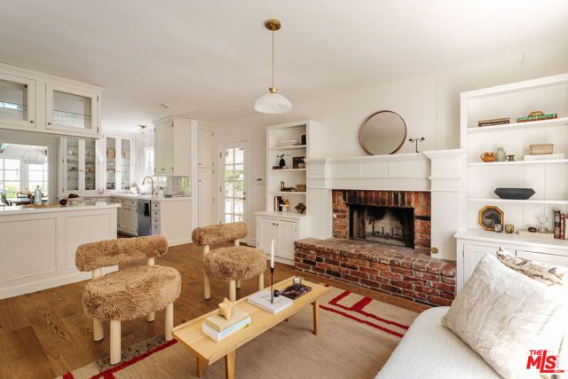 4451 Coronet Drive, Encino (los Angeles), CA 91316