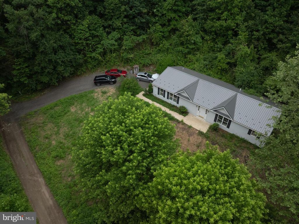 250 ROBIN TRL, Delta, PA 17314