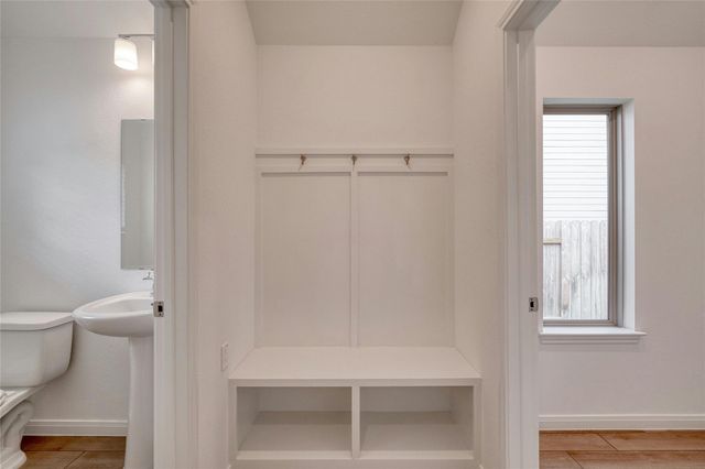 305 Langhorne BND, Liberty Hill, TX 78642