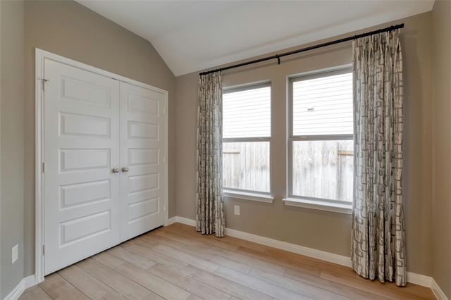 305 Langhorne BND, Liberty Hill, TX 78642