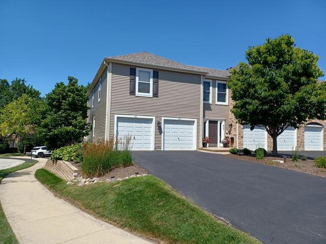 477 Village Green Road 201A, Naperville, IL 60540