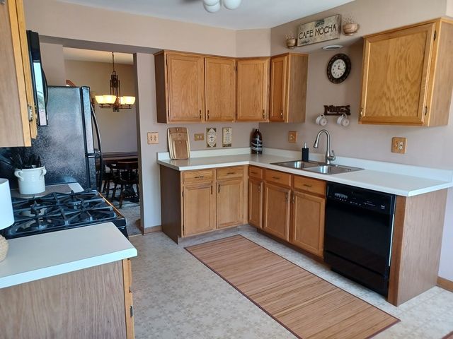 477 Village Green Road 201A, Naperville, IL 60540