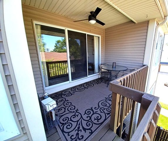 477 Village Green Road 201A, Naperville, IL 60540