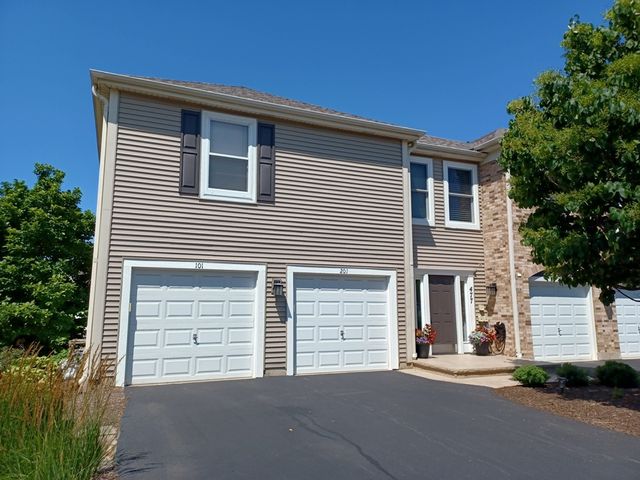 477 Village Green Road 201A, Naperville, IL 60540