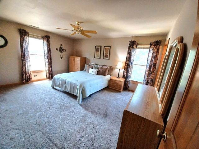 477 Village Green Road 201A, Naperville, IL 60540