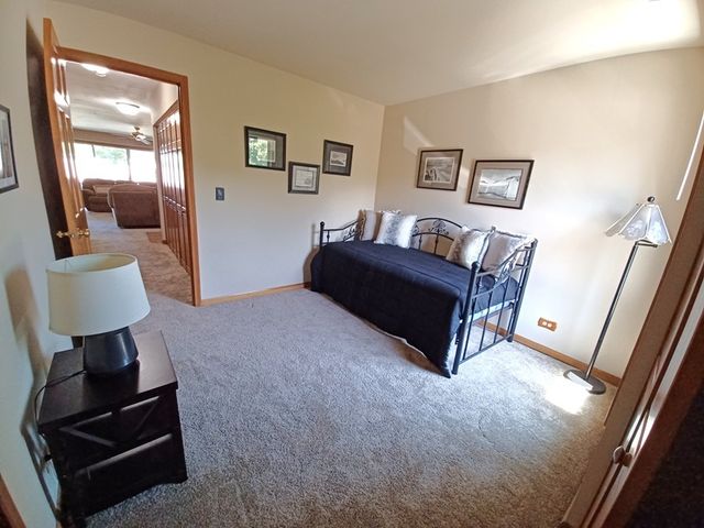 477 Village Green Road 201A, Naperville, IL 60540