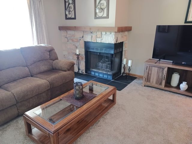 477 Village Green Road 201A, Naperville, IL 60540