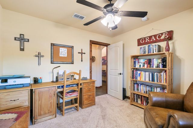 1207 Mary Ann Court, Tioga, TX 76271