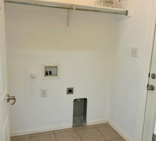 1610 Poinsettia Boulevard, Denton, TX 76208