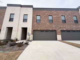 2121 Layla Drive, Waxahachie, TX 75165