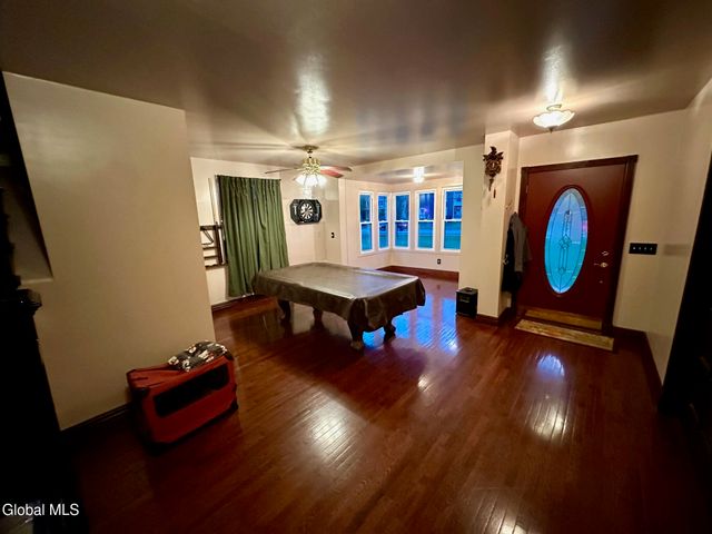 484 Kenwood Avenue, Bethlehem, NY 12054