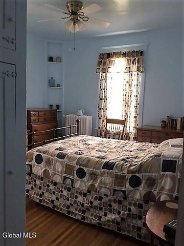 484 Kenwood Avenue, Bethlehem, NY 12054