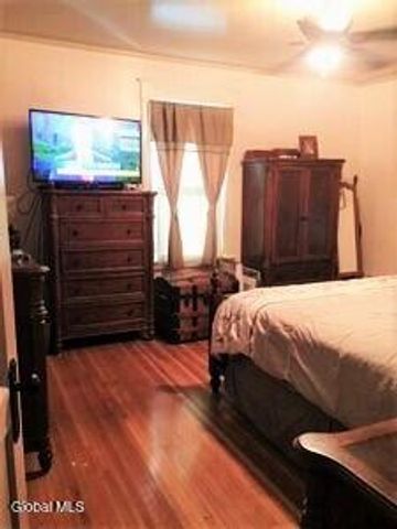 484 Kenwood Avenue, Bethlehem, NY 12054