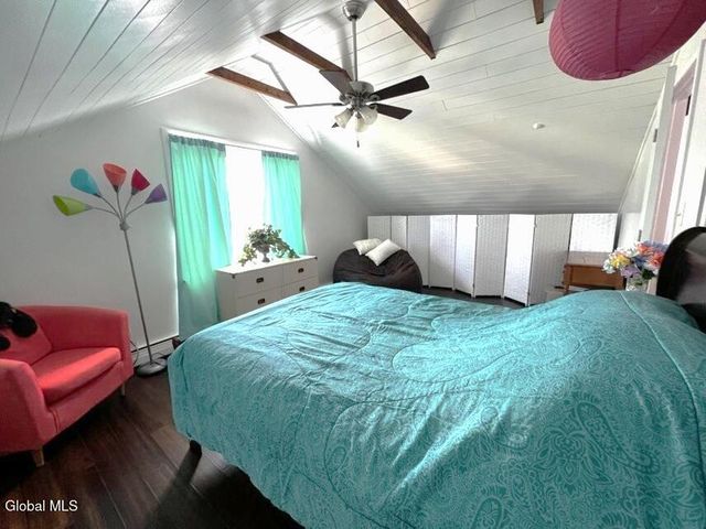 484 Kenwood Avenue, Bethlehem, NY 12054