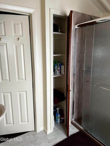 484 Kenwood Avenue, Bethlehem, NY 12054