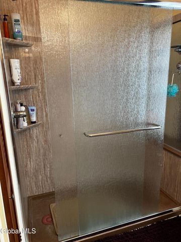 484 Kenwood Avenue, Bethlehem, NY 12054