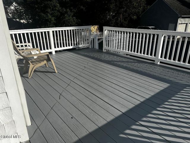 484 Kenwood Avenue, Bethlehem, NY 12054