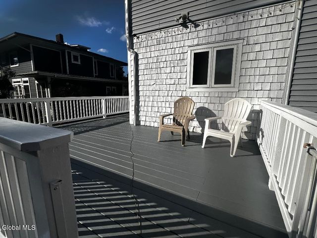 484 Kenwood Avenue, Bethlehem, NY 12054