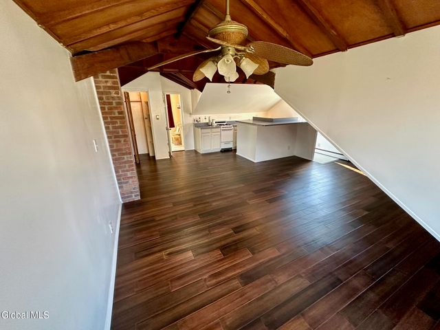 484 Kenwood Avenue, Bethlehem, NY 12054