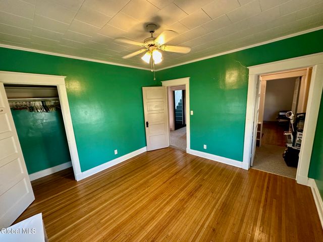 484 Kenwood Avenue, Bethlehem, NY 12054