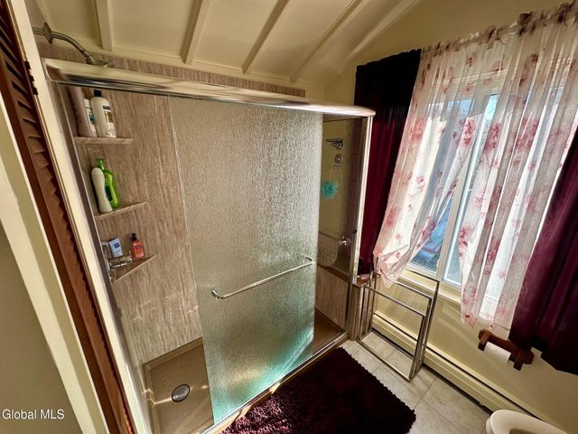 484 Kenwood Avenue, Bethlehem, NY 12054