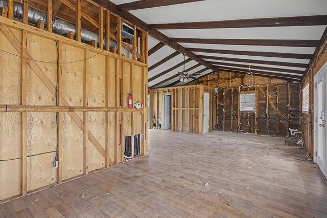16646 Jolly Roger Road, Jamaica Beach, TX 77554